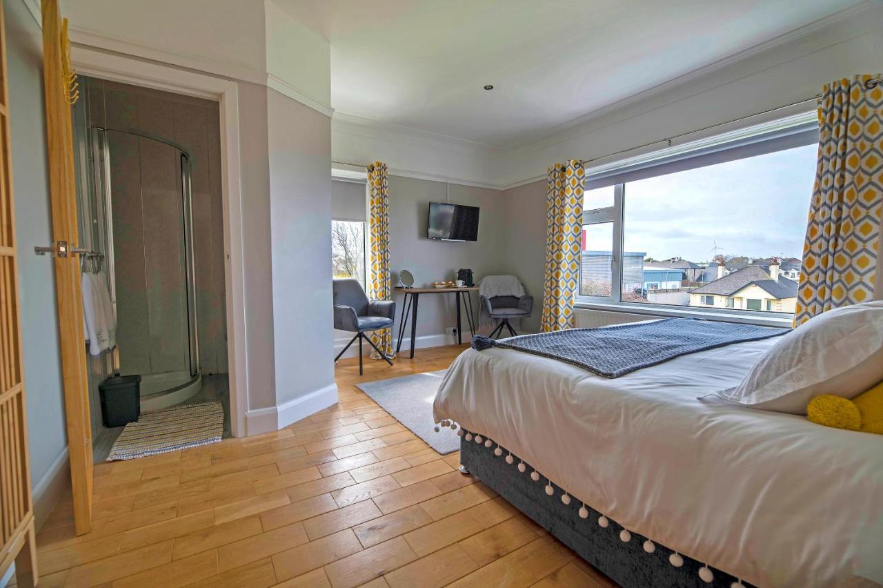 Larkhill House Hotell Portrush Exteriör bild