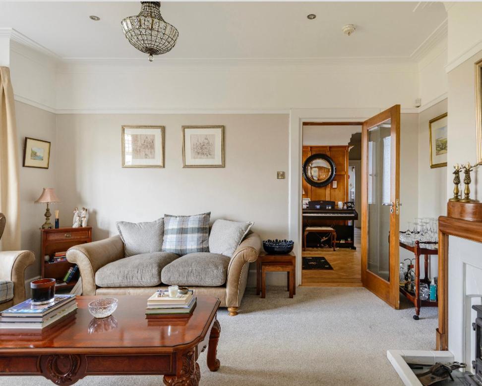 Larkhill House Hotell Portrush Exteriör bild